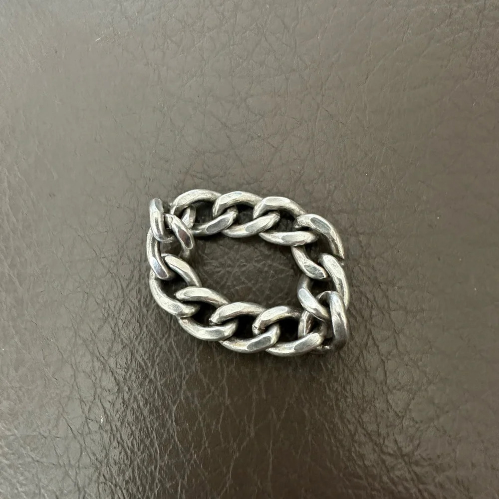 Super Cool Unisex Feels like Sterling Chain Ring